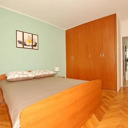 海湾大桥中心公寓1号 公寓 扎达尔