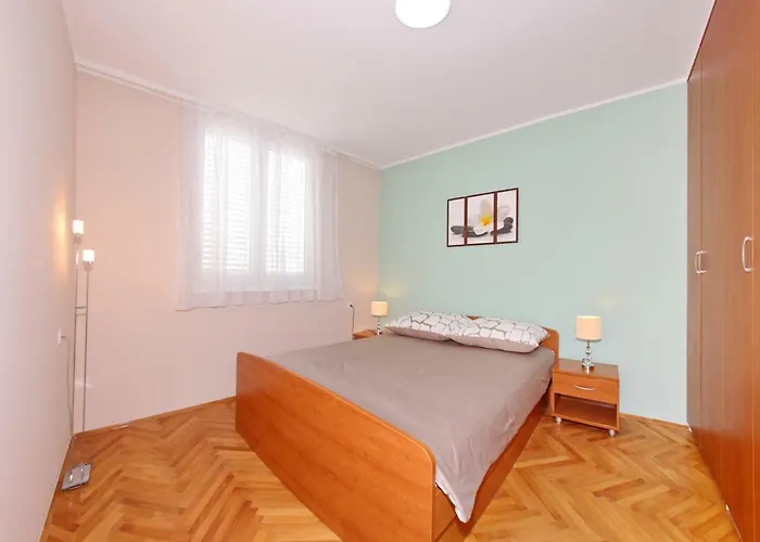 海湾大桥中心公寓1号 扎达尔